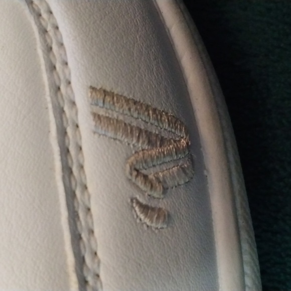 Varsity 2 White Women's Cheerleader Sneakers  Size 5 - Picture 12 of 12